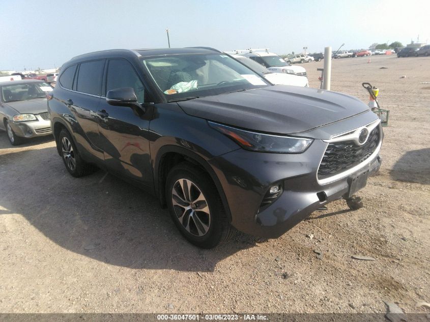 2022 TOYOTA HIGHLANDER XLE VIN: 5TDGZRBH7NS567418