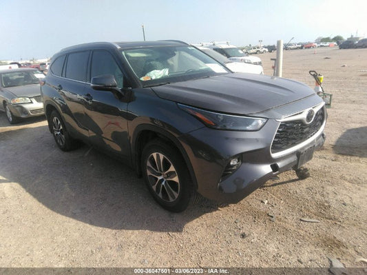 2022 TOYOTA HIGHLANDER XLE VIN: 5TDGZRBH7NS567418