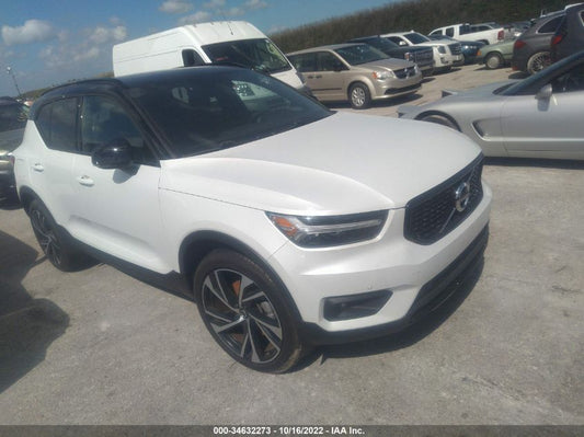2021 VOLVO XC40 R-DESIGN VIN: YV4162UM0M2462612