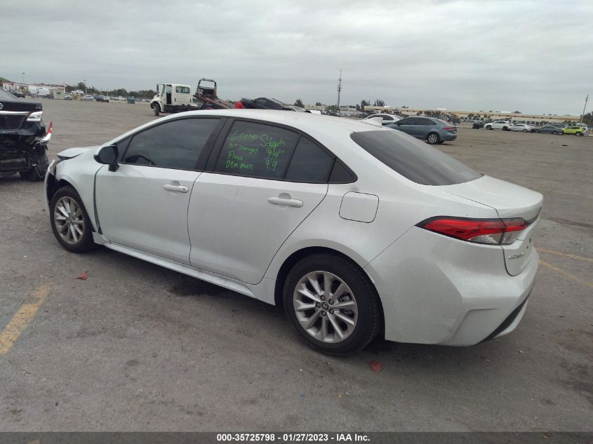 2022 TOYOTA COROLLA LE VIN: 5YFVPMAE8NP386621