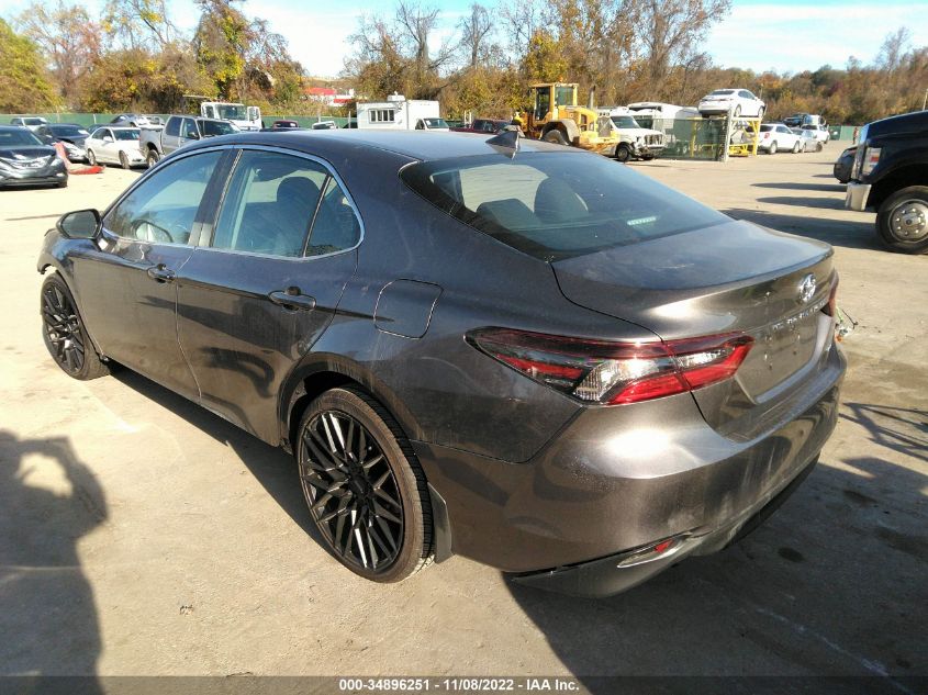 2022 TOYOTA CAMRY LE VIN: 4T1C11AK6NU694737