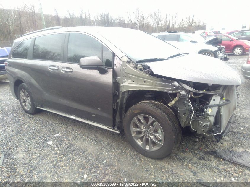 2022 TOYOTA SIENNA XLE VIN: 5TDYRKECXNS107777
