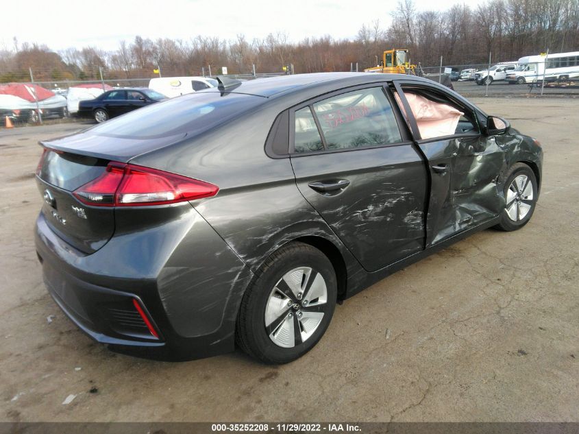 2020 HYUNDAI IONIQ HYBRID BLUE VIN: KMHC65LC8LU235608