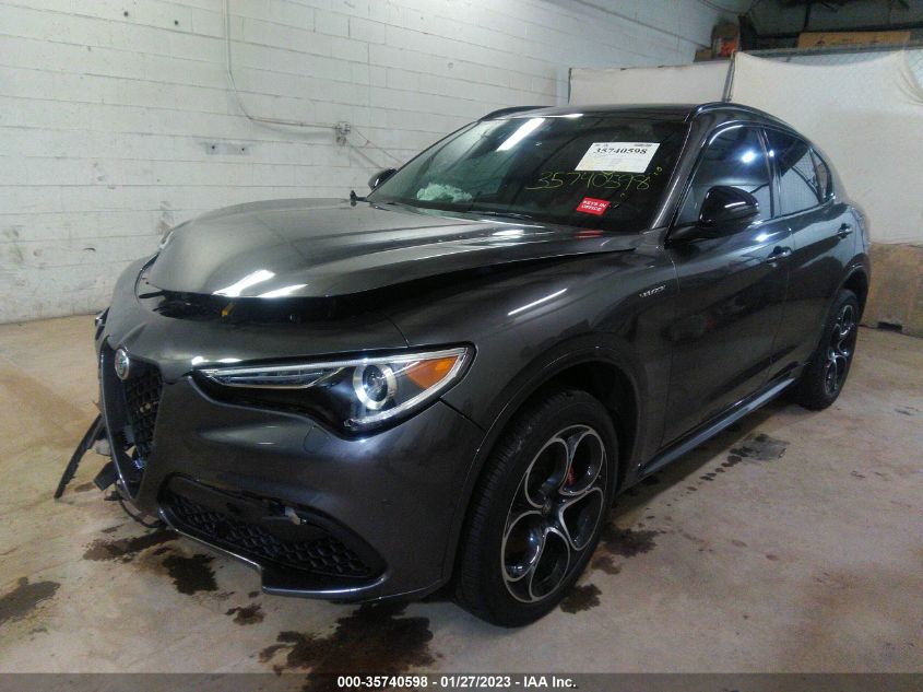 2022 ALFA ROMEO STELVIO VELOCE VIN: ZASPAKBN5N7D37155