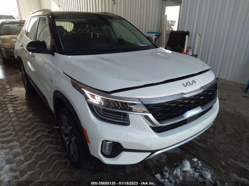 2023 KIA SELTOS SX VIN: KNDETCA24P7406878
