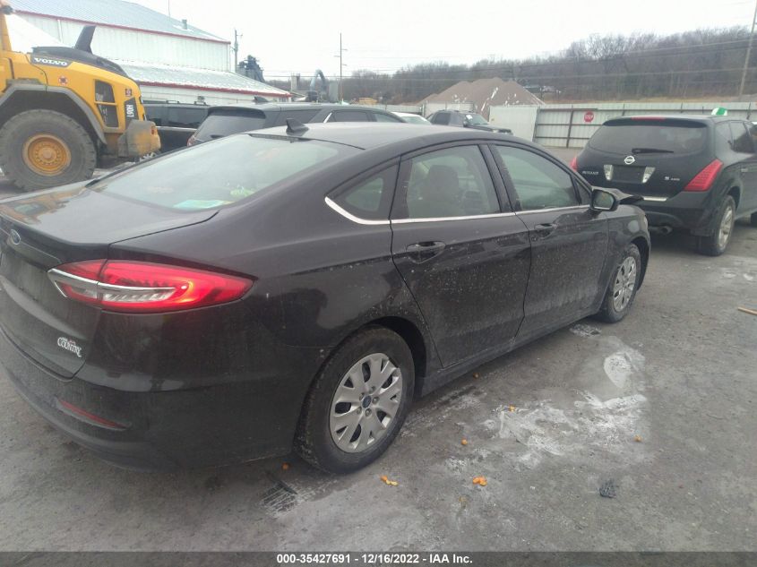 2020 FORD FUSION S VIN: 3FA6P0G76LR105998