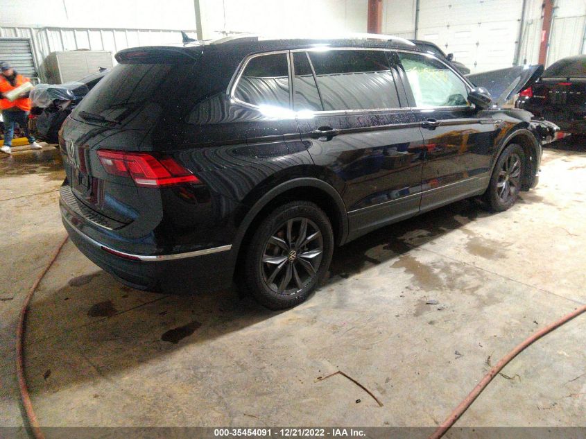 2022 VOLKSWAGEN TIGUAN SE VIN: 3VV3B7AX1NM056031