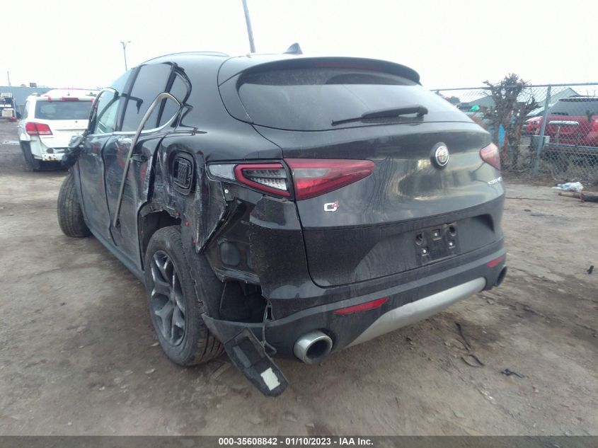 2021 ALFA ROMEO STELVIO VIN: ZASPAKAN8M7C98531