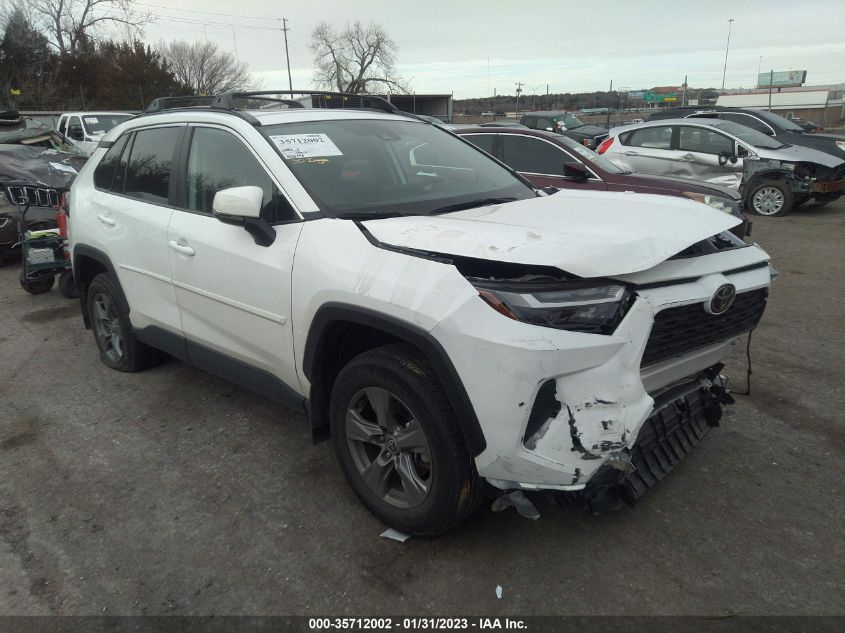 2022 TOYOTA RAV4 XLE VIN: 2T3W1RFV2NW201979