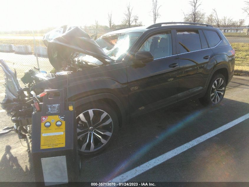 2022 VOLKSWAGEN ATLAS 3.6L V6 SE W/TECHNOLOGY VIN: 1V2KR2CA5NC562656