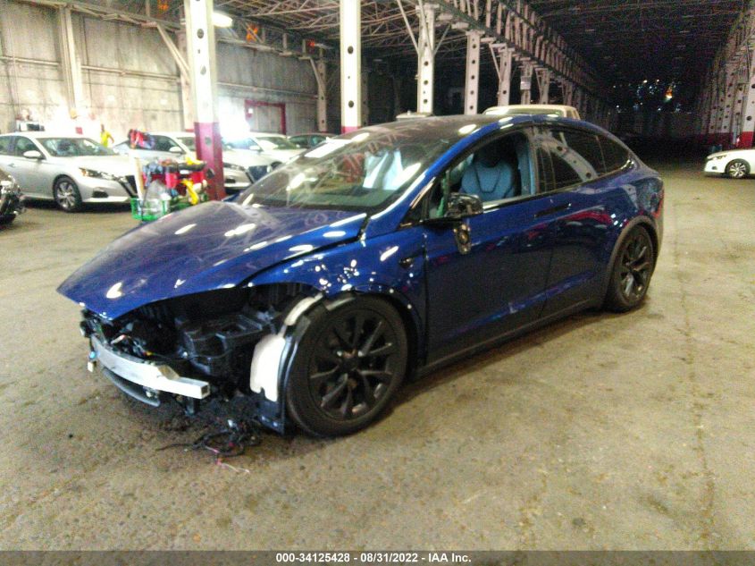 2022 TESLA MODEL X VIN: 7SAXCDE52NF354793