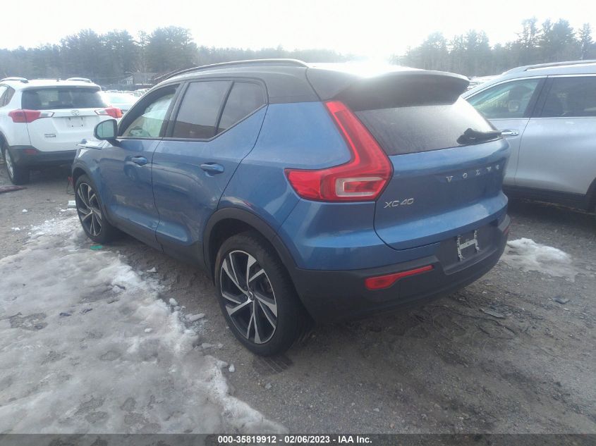 2021 VOLVO XC40 R-DESIGN VIN: YV4162UM7M2410104