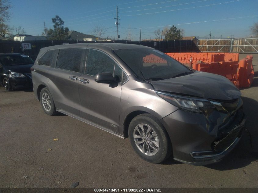 2021 TOYOTA SIENNA XLE VIN: 5TDYRKEC8MS030115