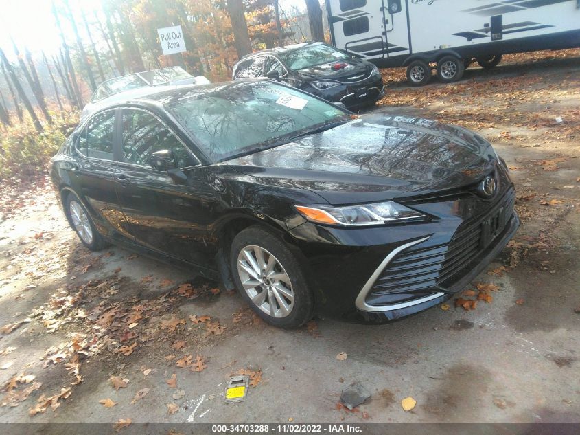 2021 TOYOTA CAMRY LE VIN: 4T1C11AK1MU557803