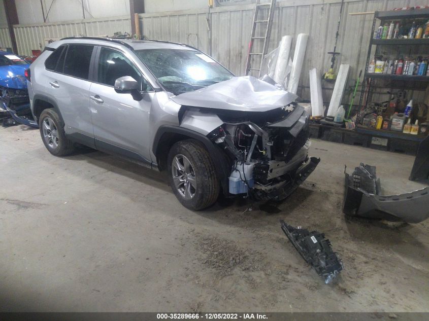 2022 TOYOTA RAV4 HYBRID XLE VIN: 2T3RWRFV7NW136982