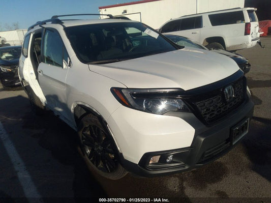 2021 HONDA PASSPORT SPORT VIN: 5FNYF7H21MB002427