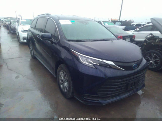 2022 TOYOTA SIENNA LE VIN: 5TDKRKEC9NS094610