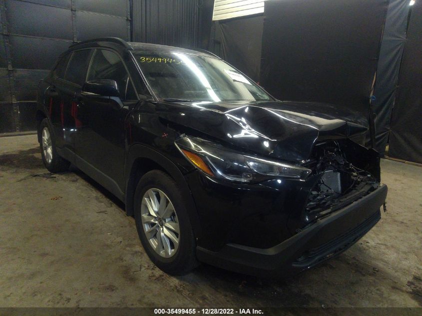 2022 TOYOTA COROLLA CROSS LE VIN: 7MUBAABG6NV010662