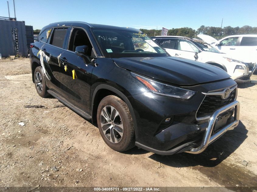 2021 TOYOTA HIGHLANDER XLE VIN: 5TDGZRBH9MS539263