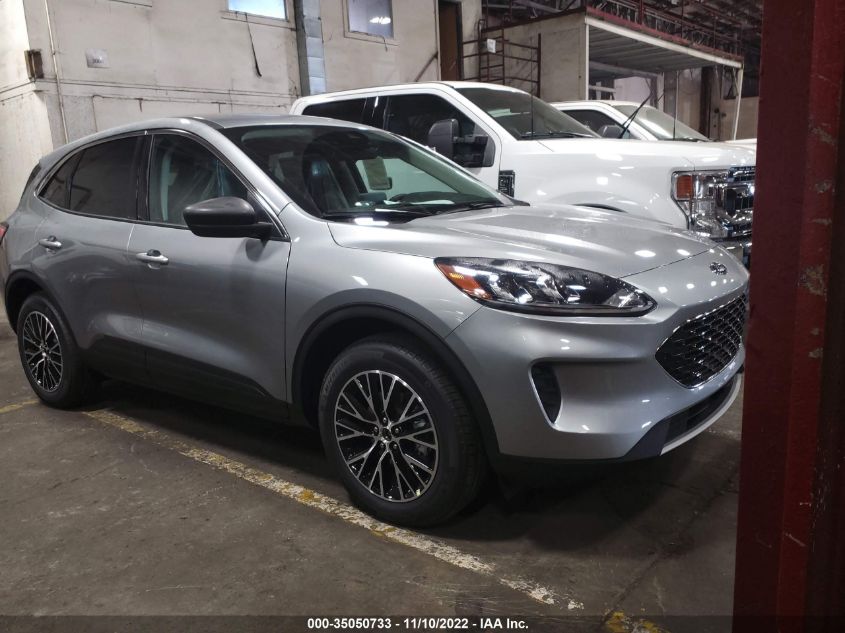 2022 FORD ESCAPE SE PLUG-IN HYBRID VIN: 1FMCU0EZ2NUB21200