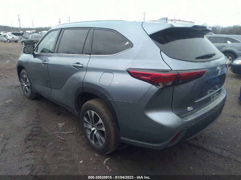 2022 TOYOTA HIGHLANDER XLE VIN: 5TDGZRBH7NS198981