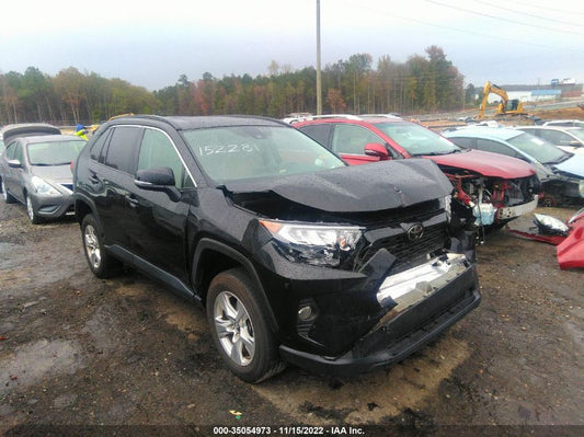2021 TOYOTA RAV4 XLE VIN: 2T3W1RFV2MC094836