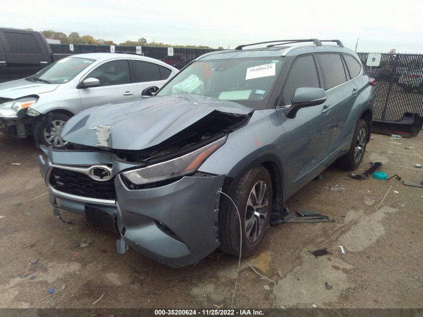 2022 TOYOTA HIGHLANDER XLE VIN: 5TDGZRBH1NS213653