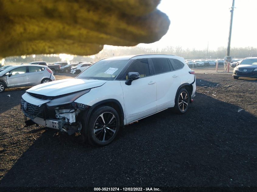 2022 TOYOTA HIGHLANDER XSE VIN: 5TDLZRBH4NS207456
