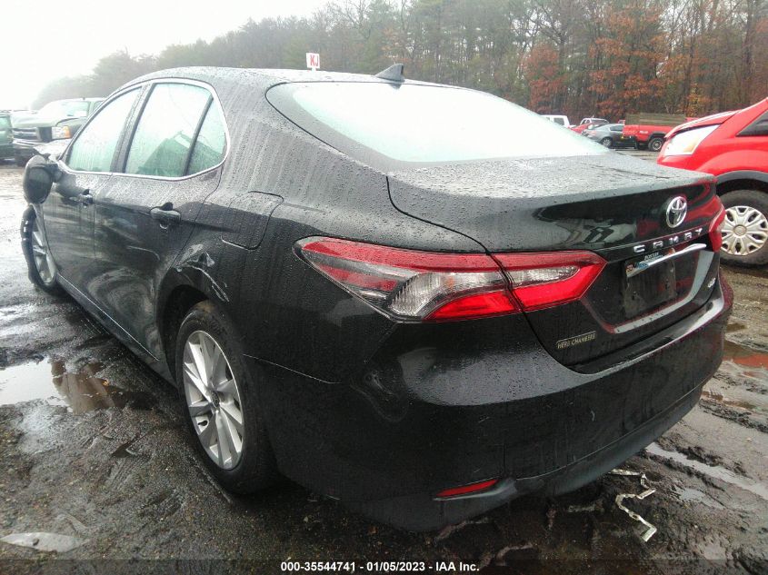 2022 TOYOTA CAMRY LE VIN: 4T1C11AK4NU647724