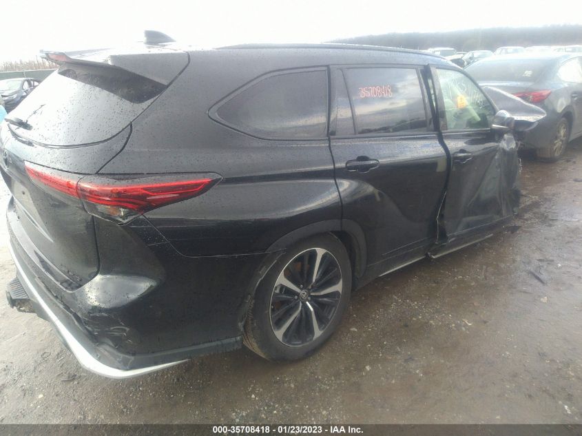 2022 TOYOTA HIGHLANDER XSE VIN: 5TDLZRBH8NS207217