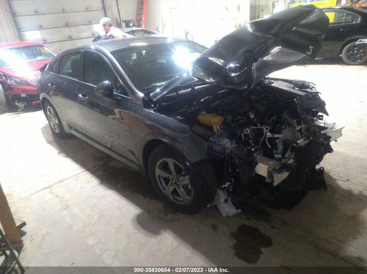 2022 KIA K5 LXS VIN: 5XXG14J29NG139827