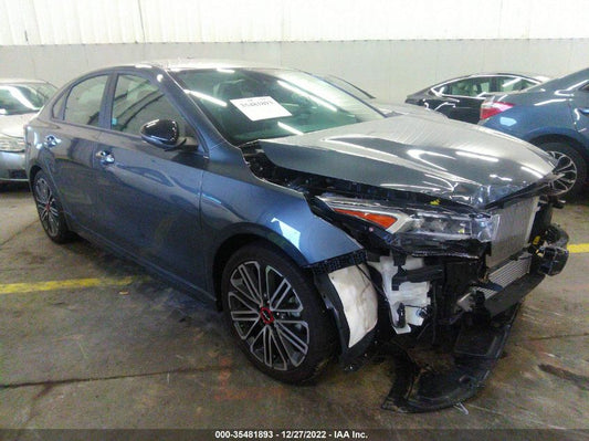 2022 KIA FORTE GT VIN: 3KPF44AC3NE420512