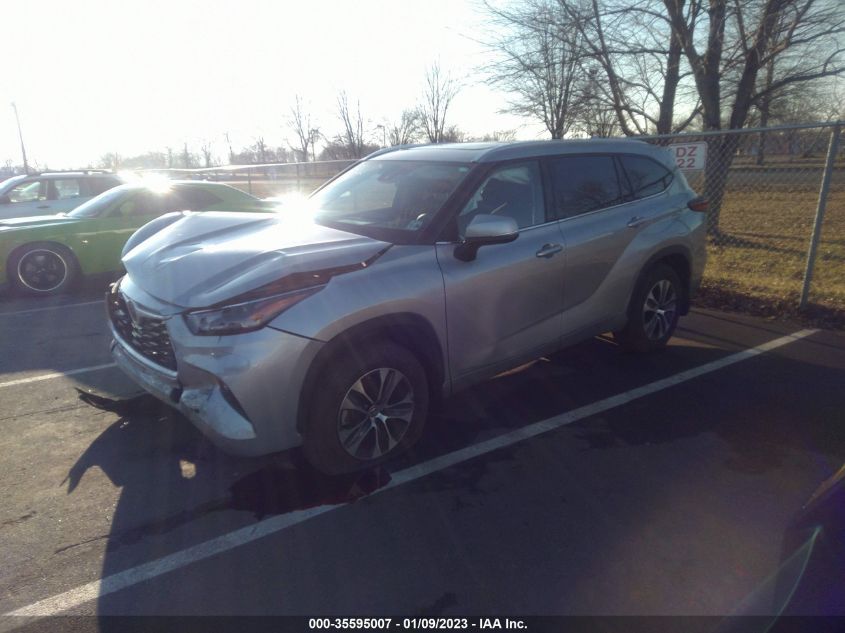 2021 TOYOTA HIGHLANDER XLE VIN: 5TDGZRBH8MS097320
