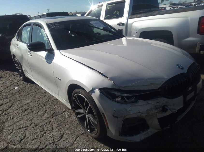 2022 BMW 3 SERIES 330E VIN: 3MW5P7J09N8C65700