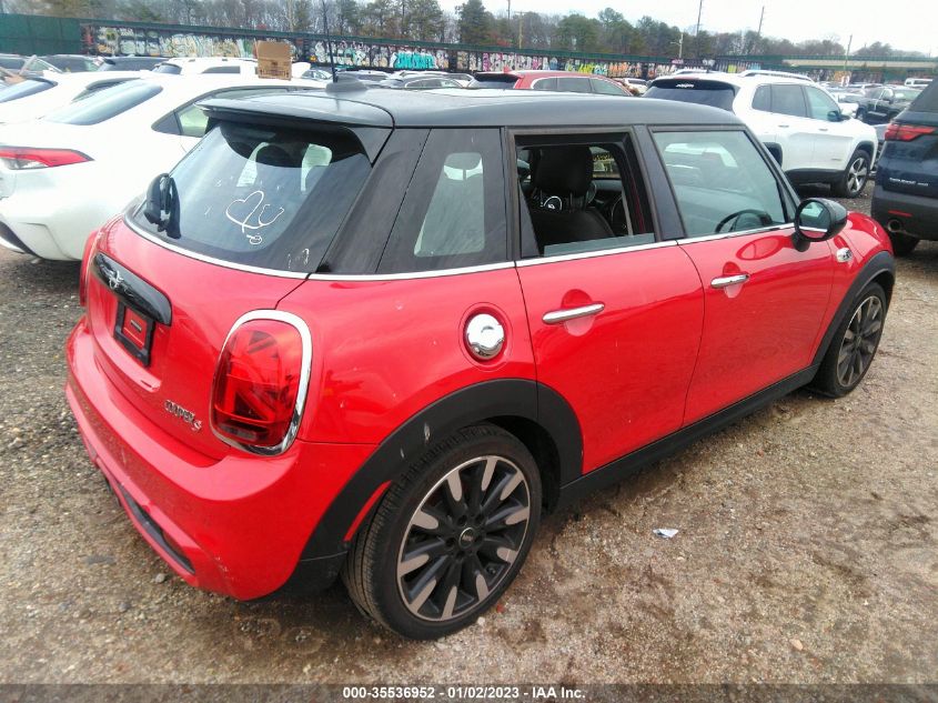 2021 MINI HARDTOP 4 DOOR COOPER S VIN: WMWXU9C04M2P22243