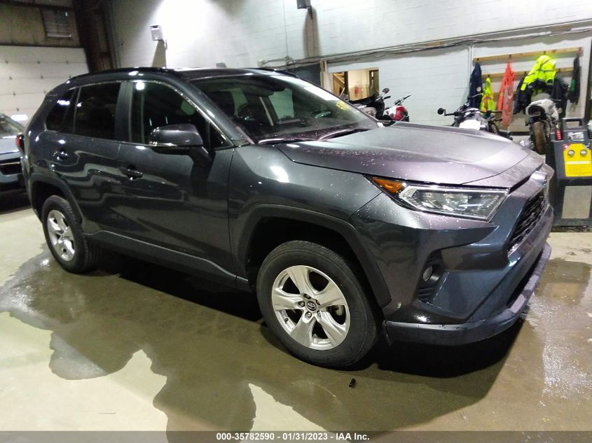 2021 TOYOTA RAV4 XLE VIN: 2T3W1RFV2MW115344
