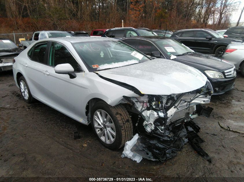 2022 TOYOTA CAMRY LE VIN: 4T1C11AKXNU039965