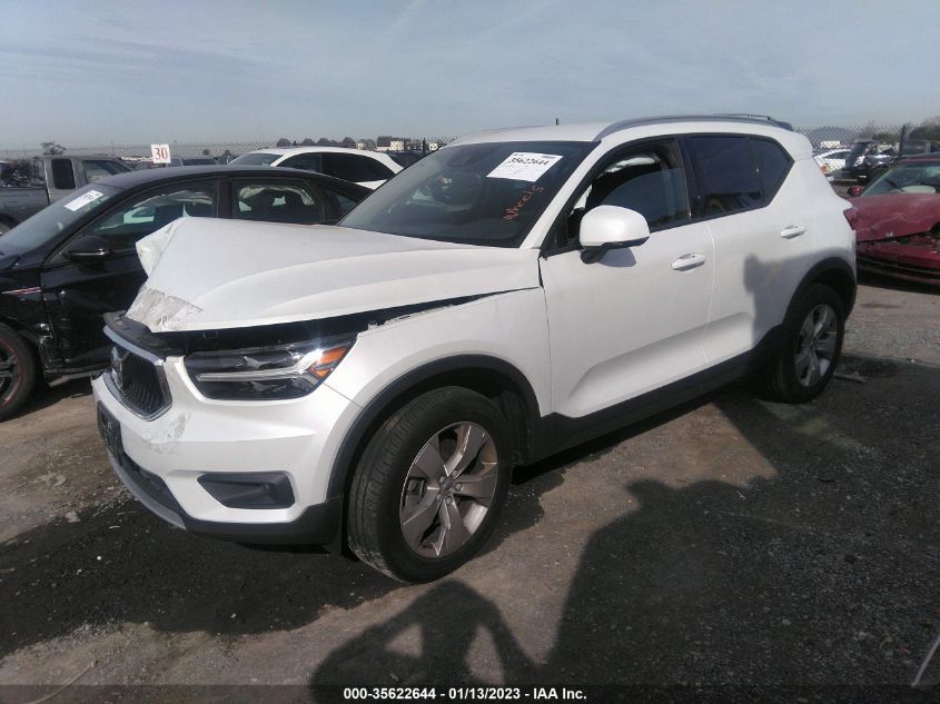 2021 VOLVO XC40 MOMENTUM VIN: YV4AC2HK7M2603256