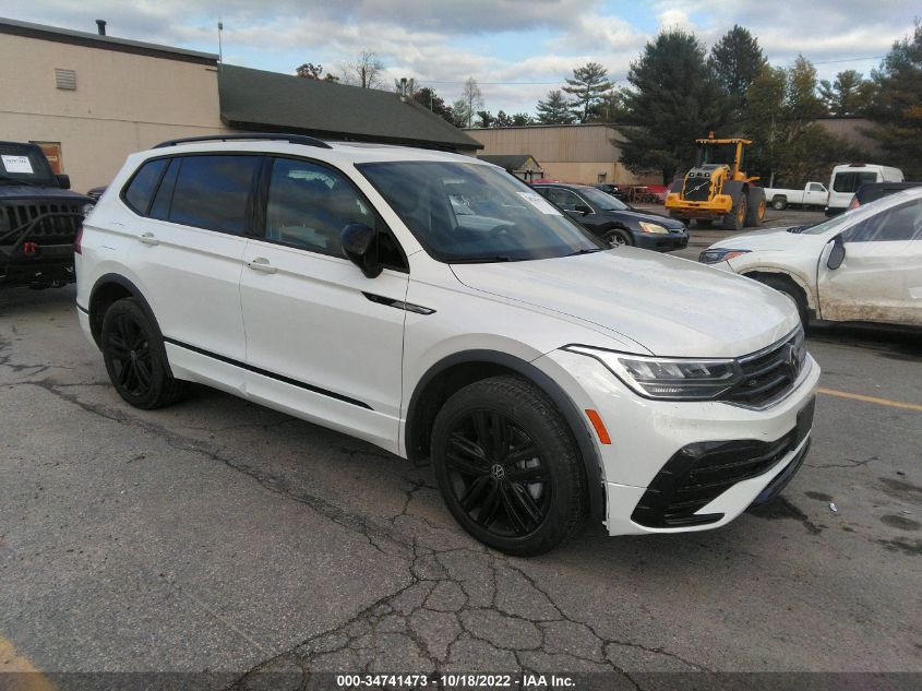 2022 VOLKSWAGEN TIGUAN SE R-LINE BLACK VIN: 3VV8B7AX4NM055686