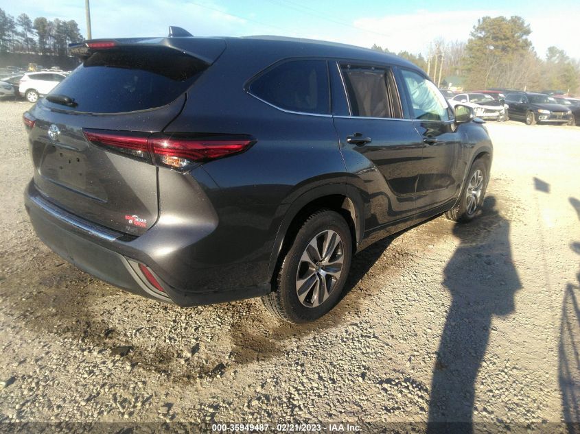 2022 TOYOTA HIGHLANDER XLE VIN: 5TDGZRAH4NS539500