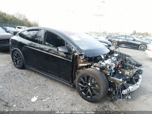 2022 TESLA MODEL X VIN: 7SAXCBE57NF333104