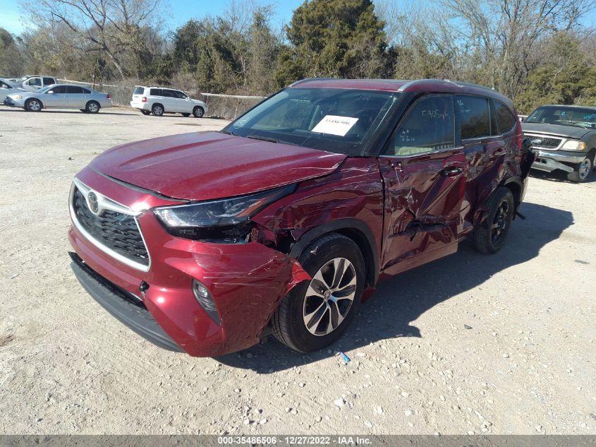 2022 TOYOTA HIGHLANDER XLE VIN: 5TDGZRAH0NS549117
