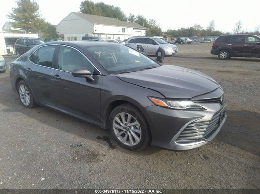 2022 TOYOTA CAMRY LE VIN: 4T1C11BKXNU061883