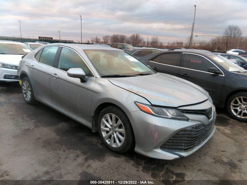 2020 TOYOTA CAMRY LE VIN: 4T1C11AK8LU938465