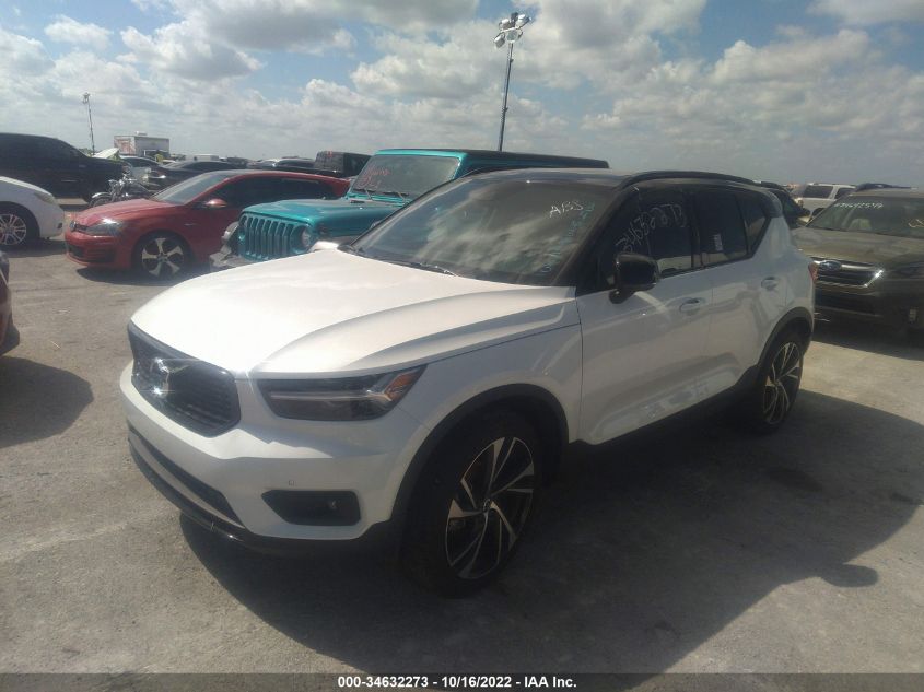 2021 VOLVO XC40 R-DESIGN VIN: YV4162UM0M2462612