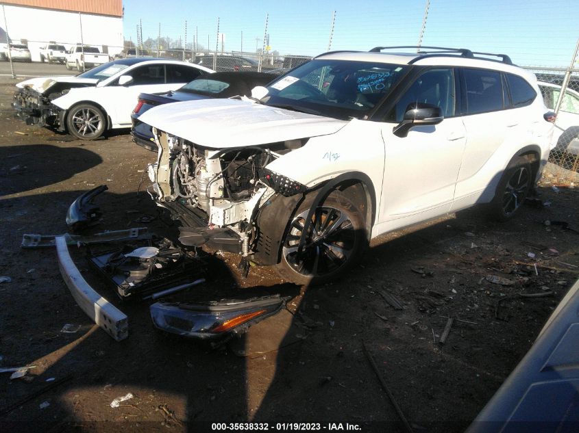 2022 TOYOTA HIGHLANDER XSE VIN: 5TDLZRAHXNS096056