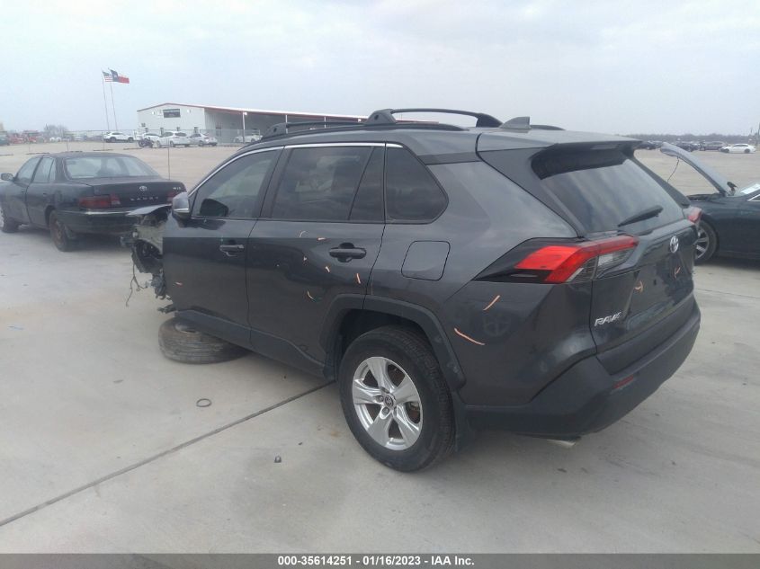 2021 TOYOTA RAV4 XLE VIN: 2T3P1RFV7MC181006