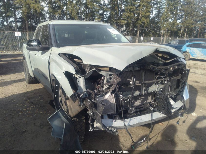 2022 TOYOTA TUNDRA 4WD SR5 VIN: 5TFLA5DA5NX038008