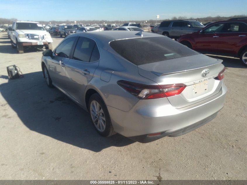 2022 TOYOTA CAMRY LE VIN: 4T1C11AK2NU692628