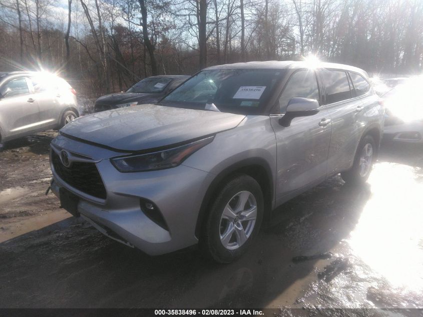 2022 TOYOTA HIGHLANDER LE VIN: 5TDBZRBH3NS213275